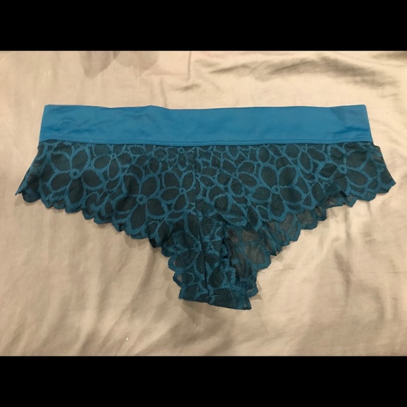 Women’s parties - Picture 1 of 3